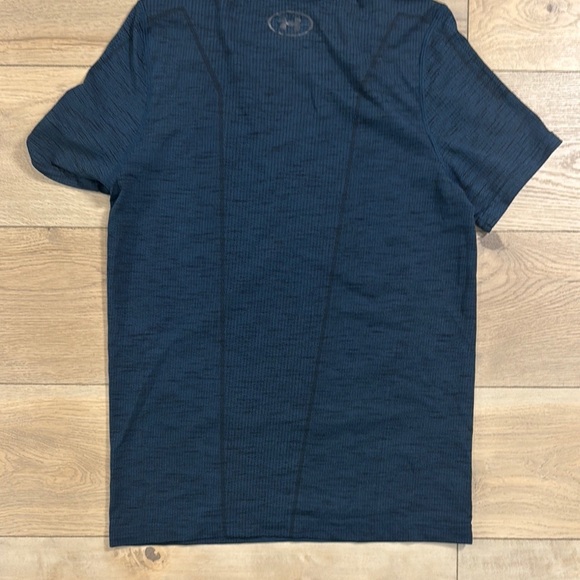 Under Armour Men's Seamless Threadborne Heat Gear Blue short sleeve shirt - Picture 8 of 11